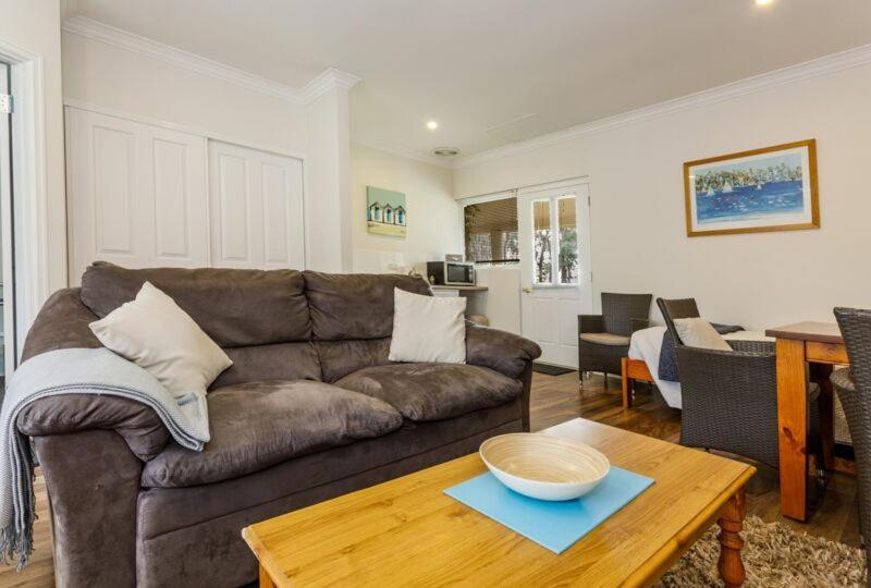 Inn The Tuarts Guest Lodge Busselton Accommodation - Adults Only Esterno foto