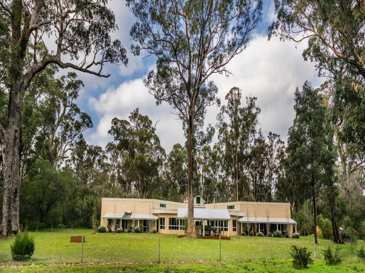 Inn The Tuarts Guest Lodge Busselton Accommodation - Adults Only Esterno foto